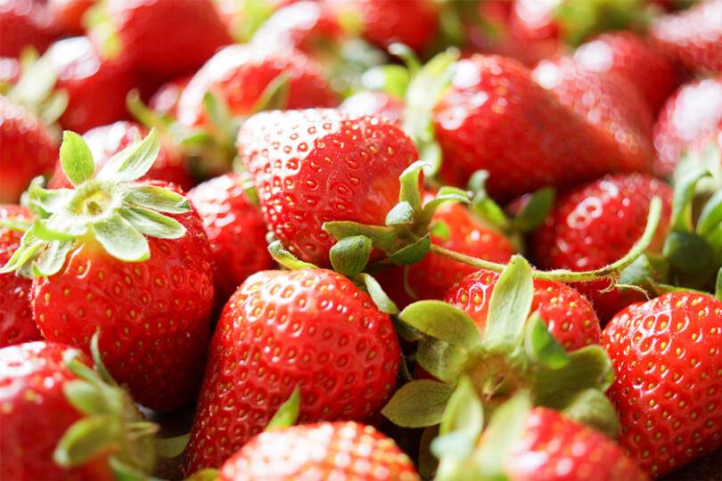 Frische Erdbeeren, leckere und powervolle Ernährungsgrundlage liefern (Bild von Elle Republic)